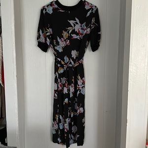 Who What Wear. XS. Colorful floral.